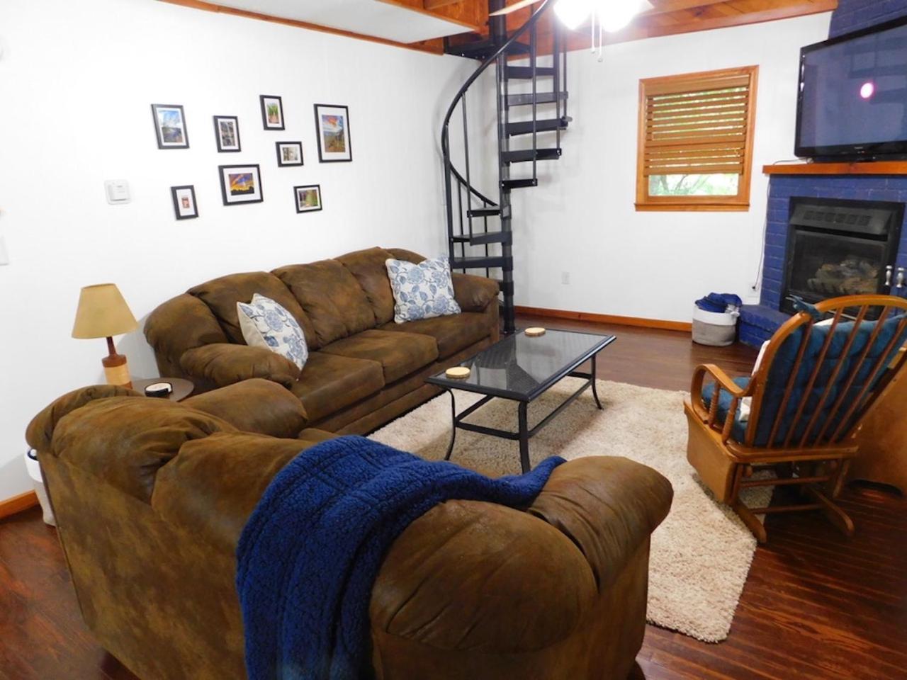 Trailseeker Cabin W King Bed Hot Tub At Red River Gorge Natural Bridge Stanton Exterior foto